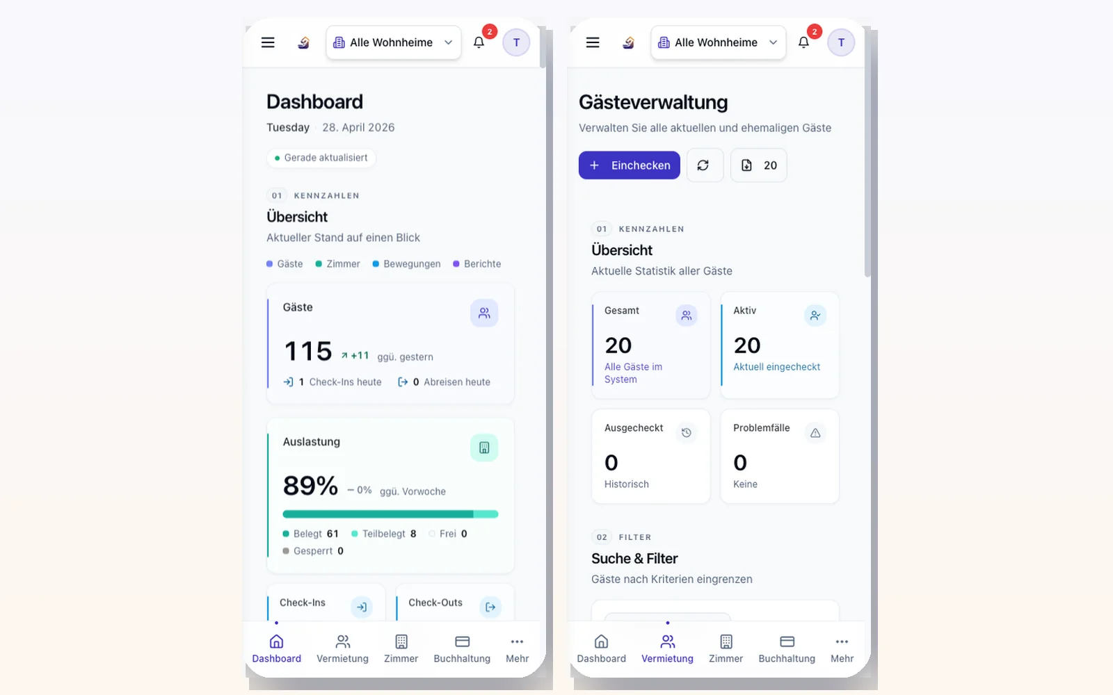 Zwei iPhones nebeneinander zeigen Dashboard und Gästeverwaltung im mobilen Layout